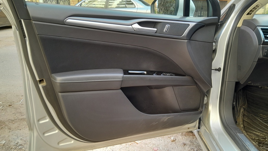 FR L DOOR