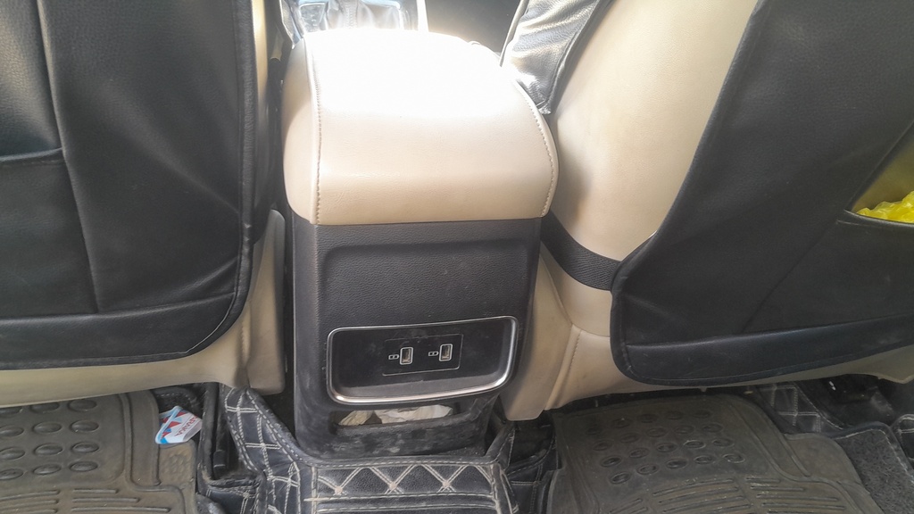 RR AC GRILL