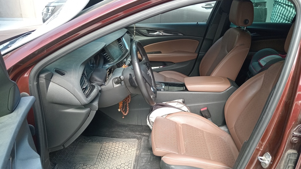 FR SEATS