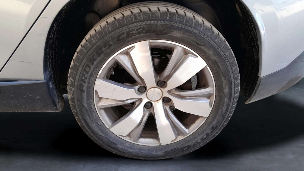 RR L TIRE
