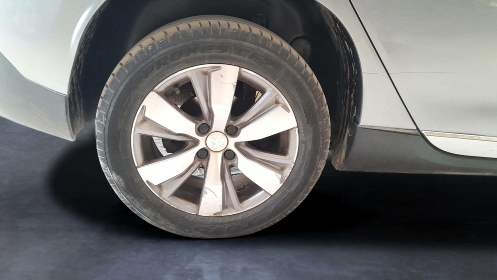 RR R TIRE
