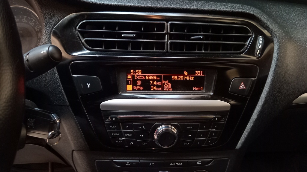 MULTIMEDIA SCREEN