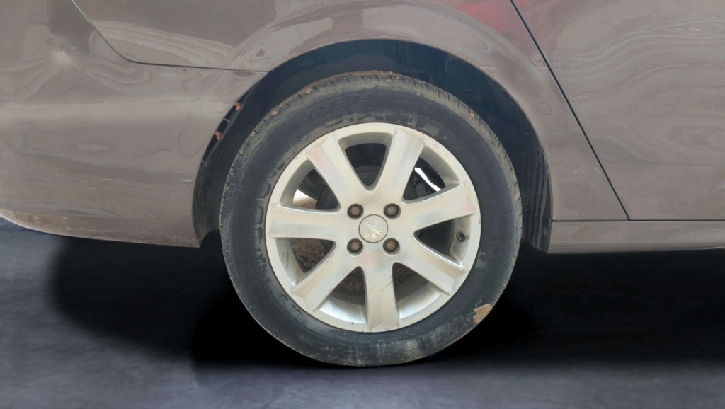 RR R TIRE