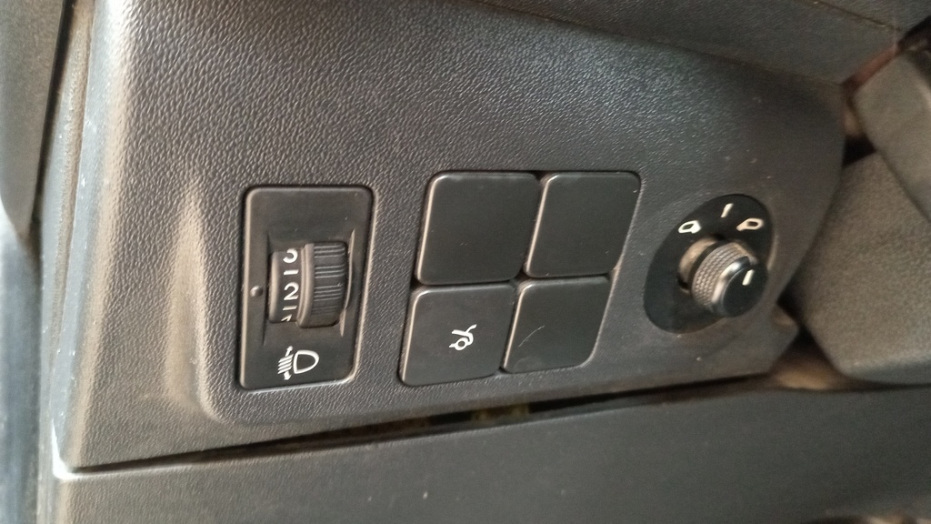 LIGHT SWITCHES