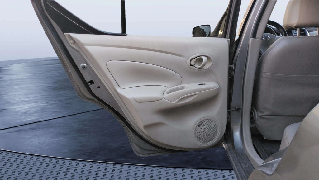 RR L DOOR