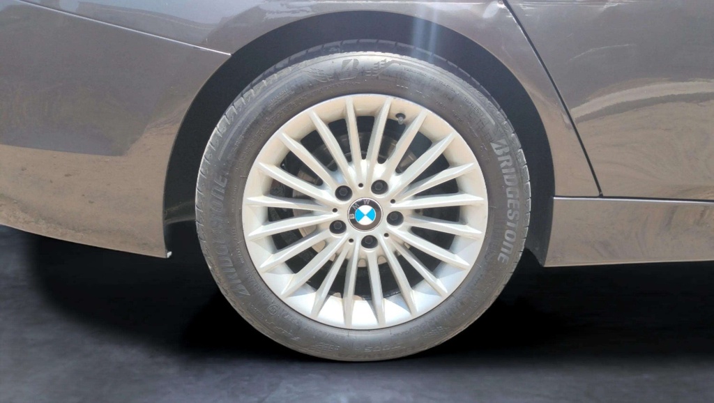 RR R TIRE