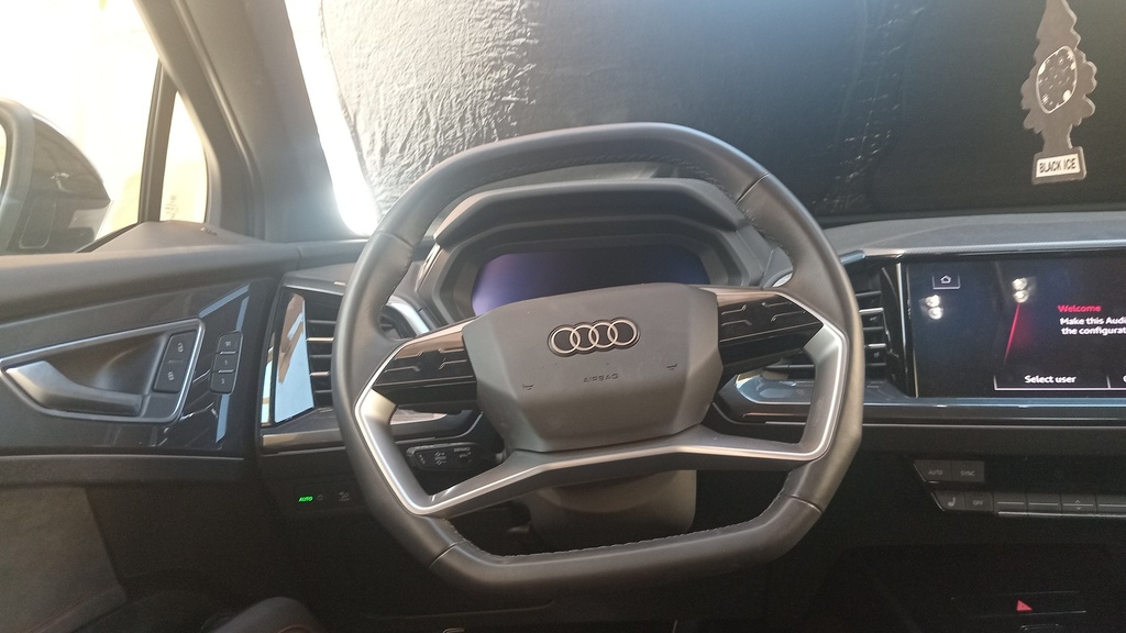 STEERING WHEEL