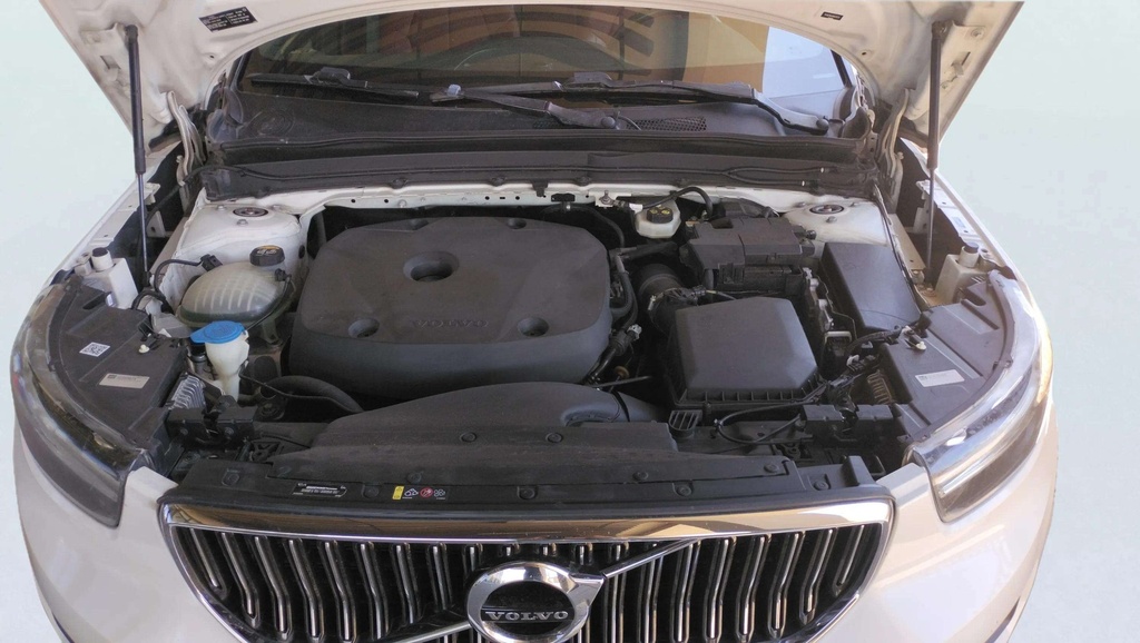ENGINE COMPARTMENT