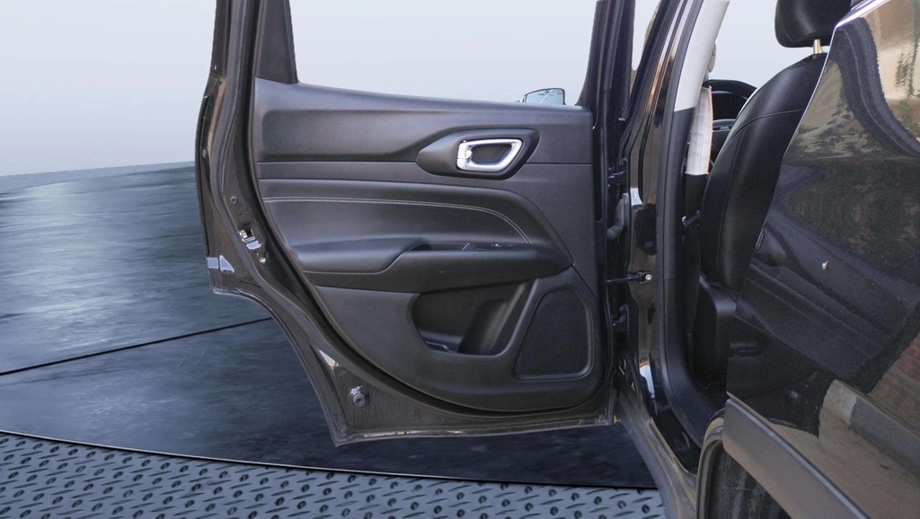 RR L DOOR
