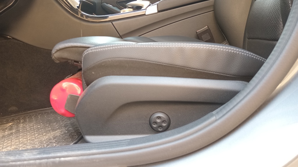 DRIVER SEAT SWITCHES
