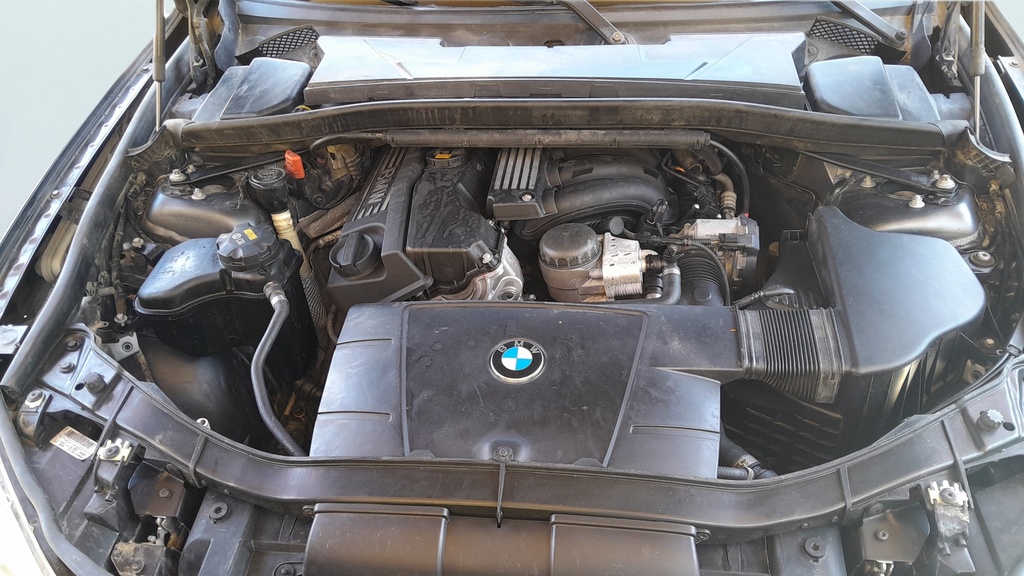 ENGINE COMPARTMENT