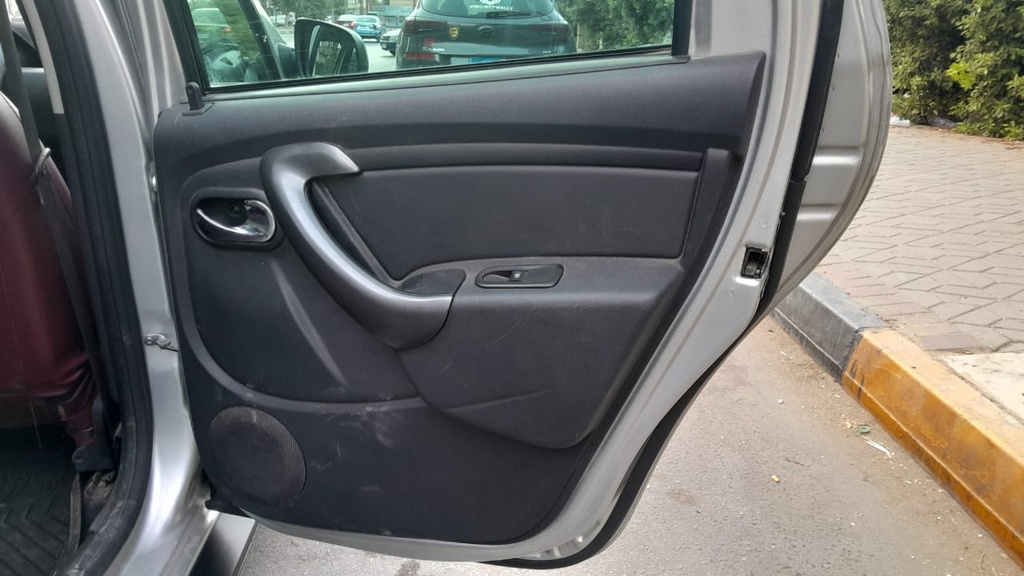 RR R DOOR