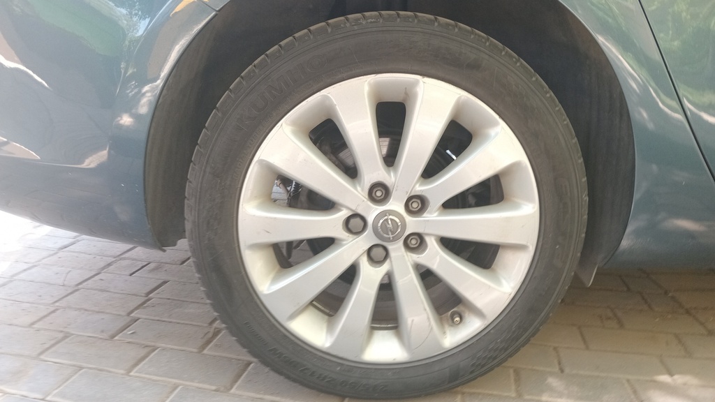 RR R TIRE