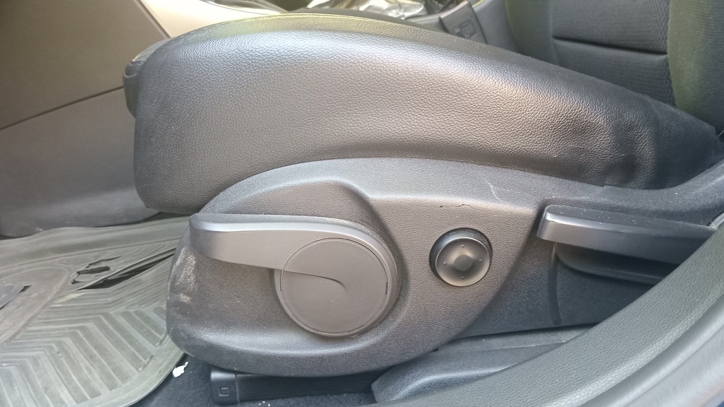DRIVER SEAT SWITCHES