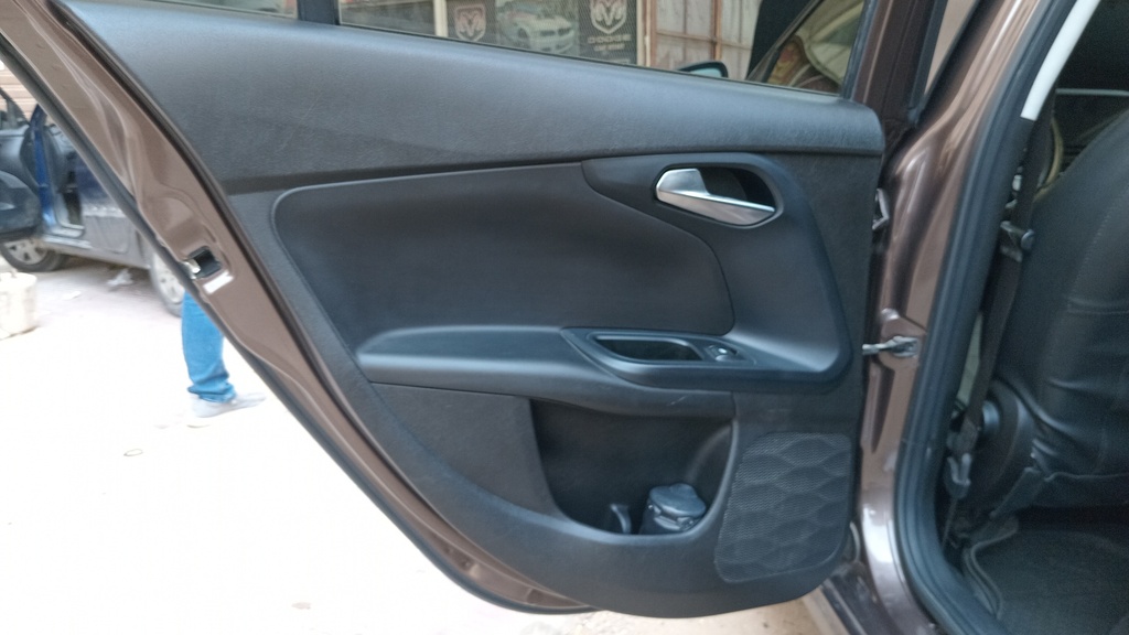 RR L DOOR