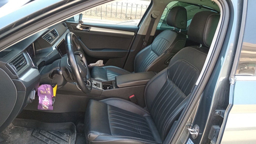 FR SEATS