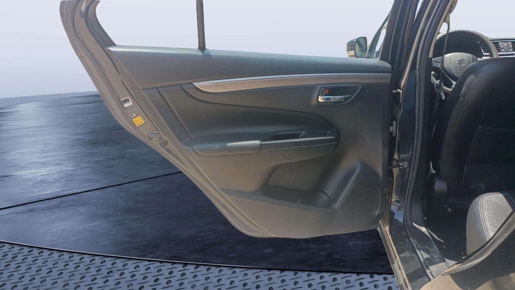 RR L DOOR