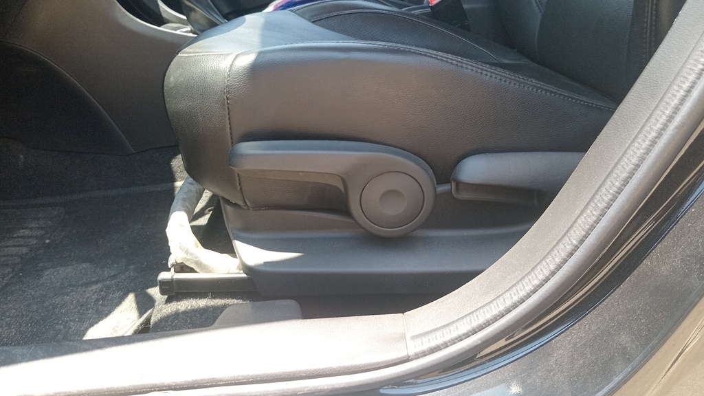 DRIVER SEAT SWITCHES
