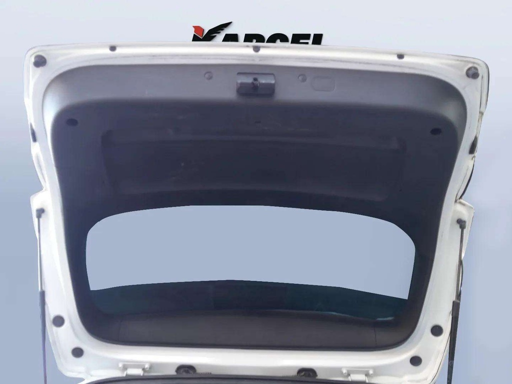 TRUNK HOOD