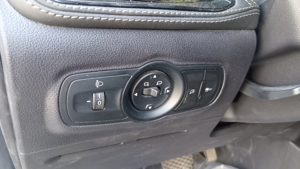 LIGHT SWITCHES