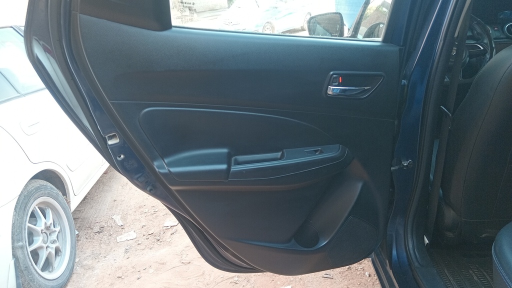 RR L DOOR