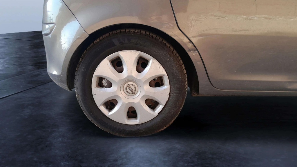 RR R TIRE