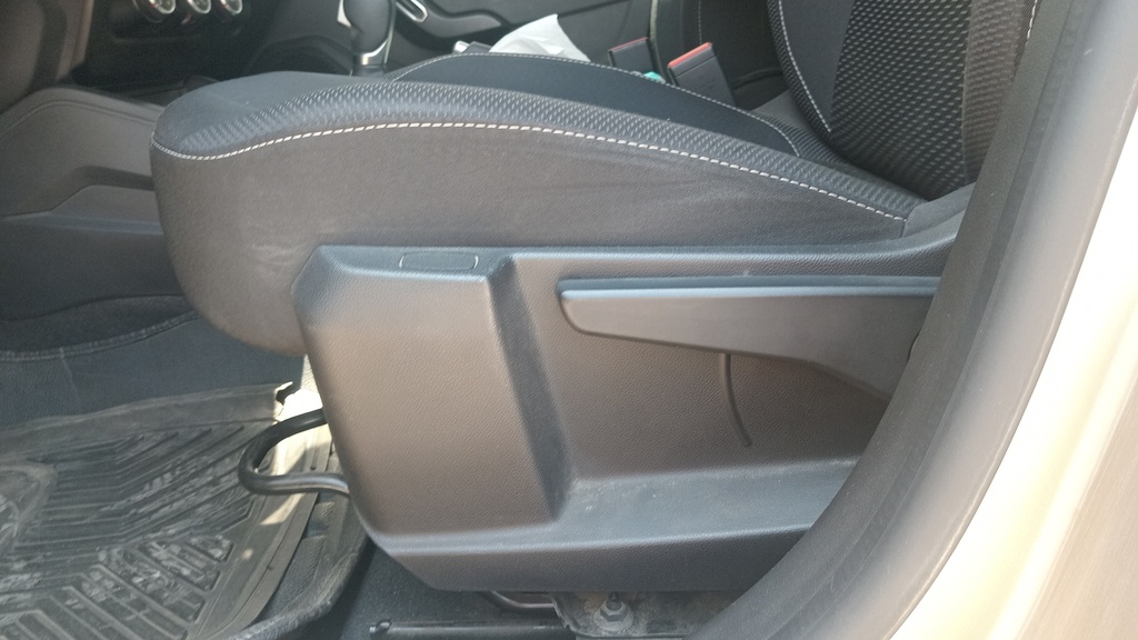 DRIVER SEAT SWITCHES