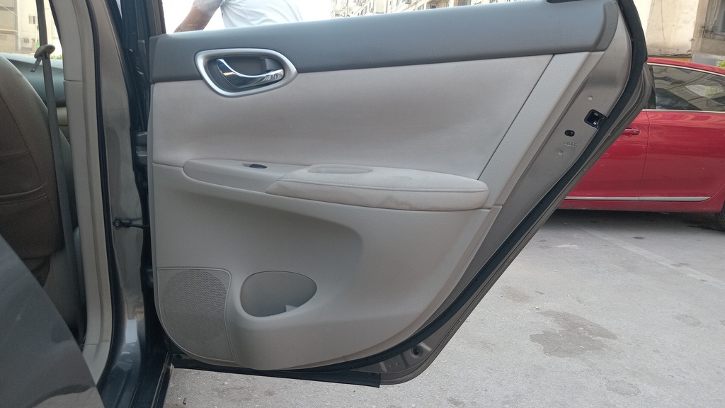 RR R DOOR