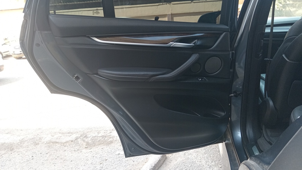 RR L DOOR