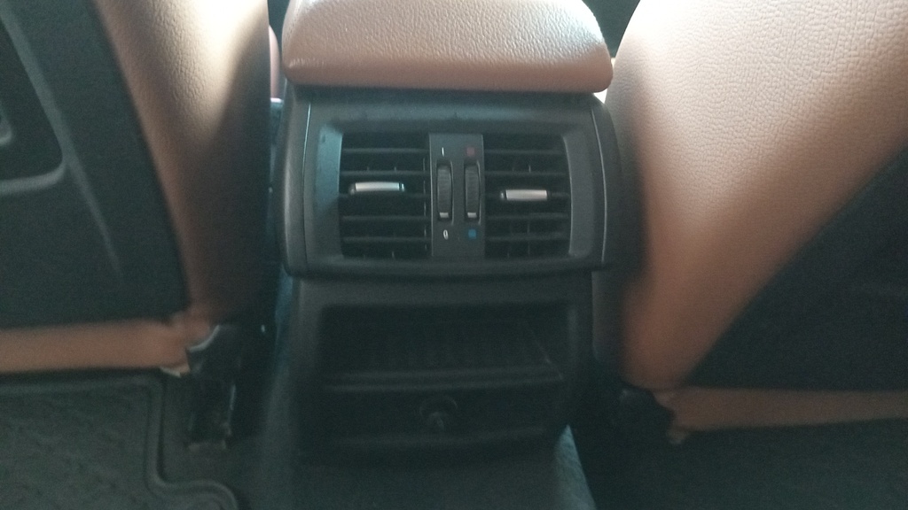 RR AC GRILL
