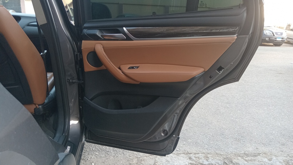 RR R DOOR