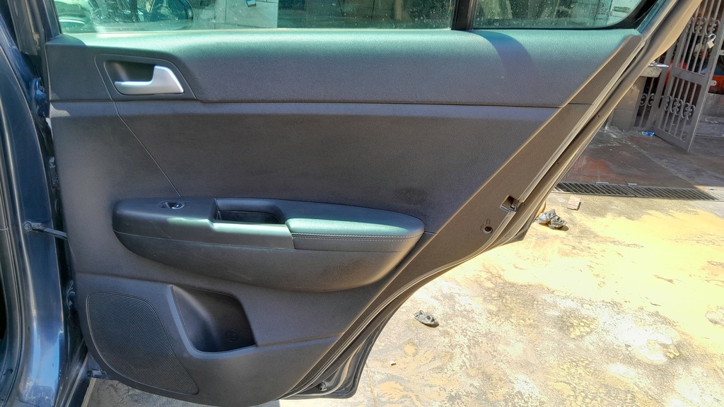 RR R DOOR