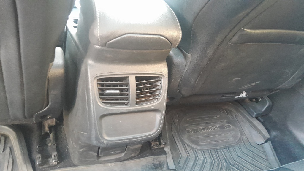 RR AC GRILL