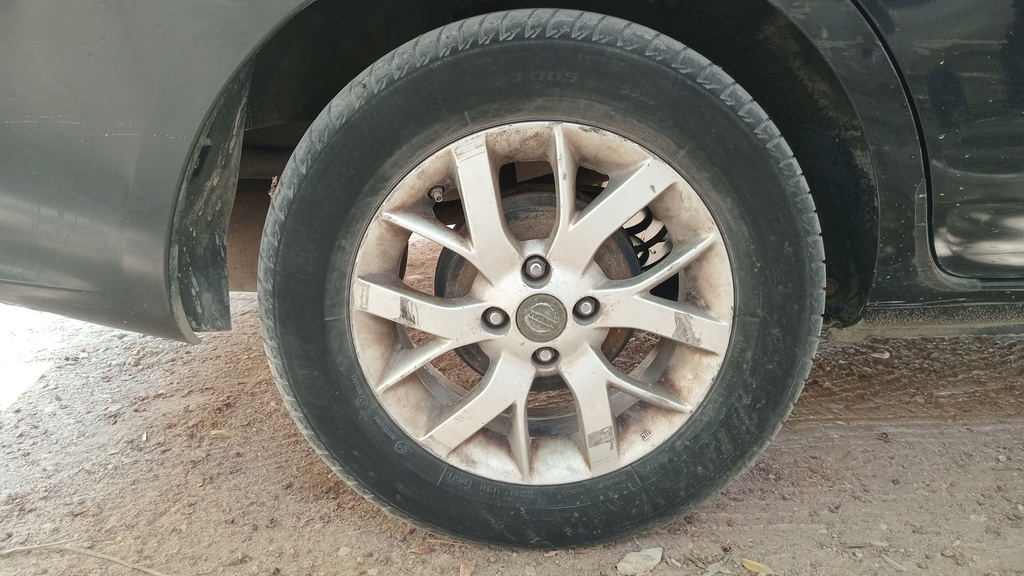 RR R TIRE
