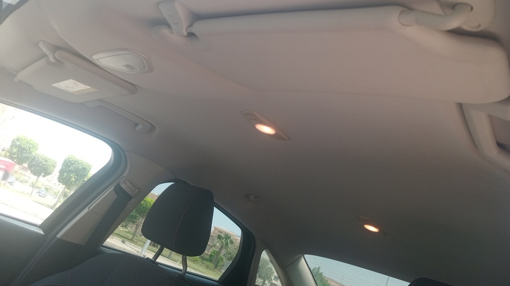 CAR ROOF MAT