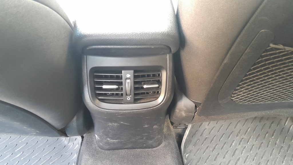 RR AC GRILL