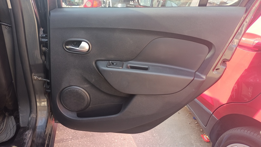 RR R DOOR