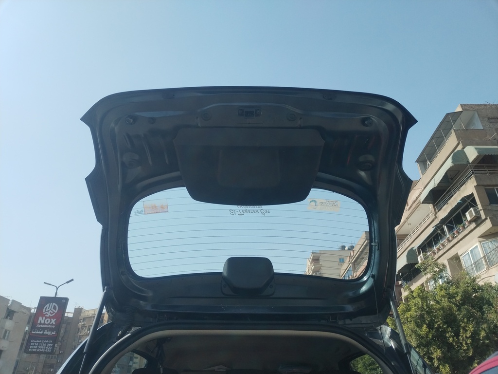 TRUNK HOOD