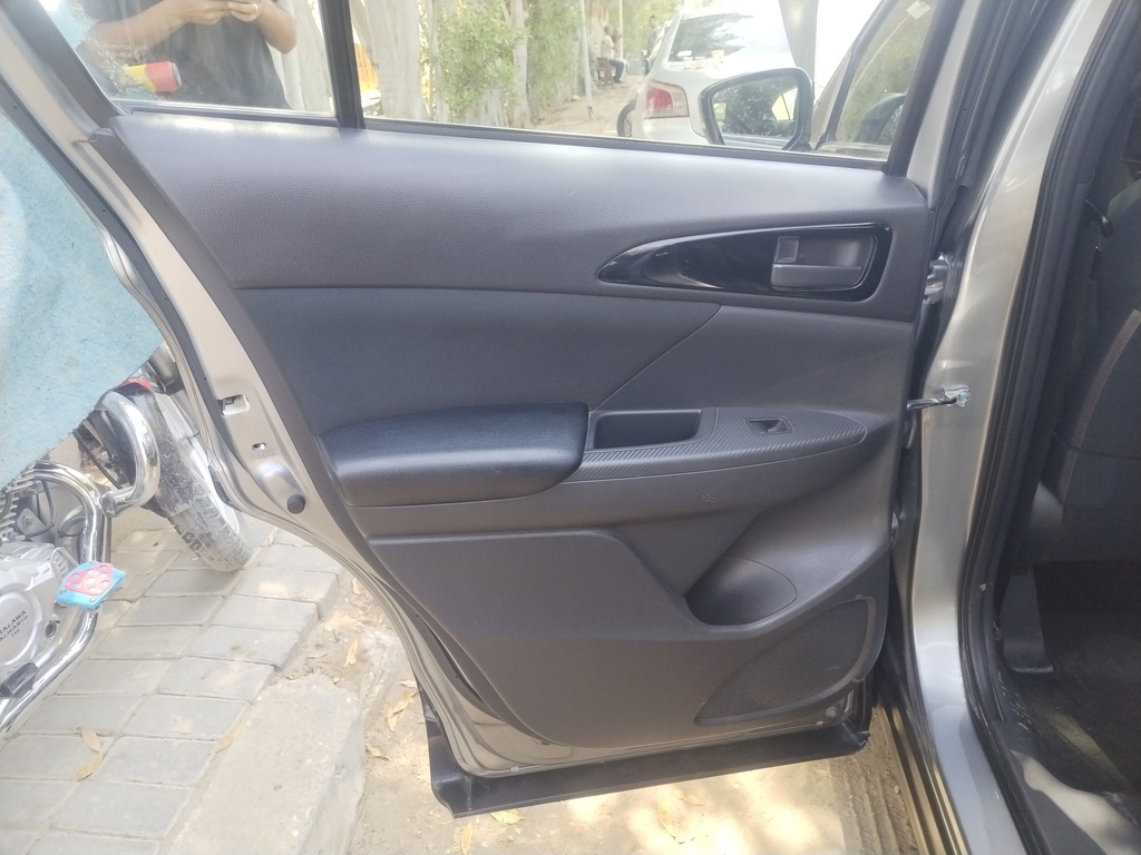 RR L DOOR