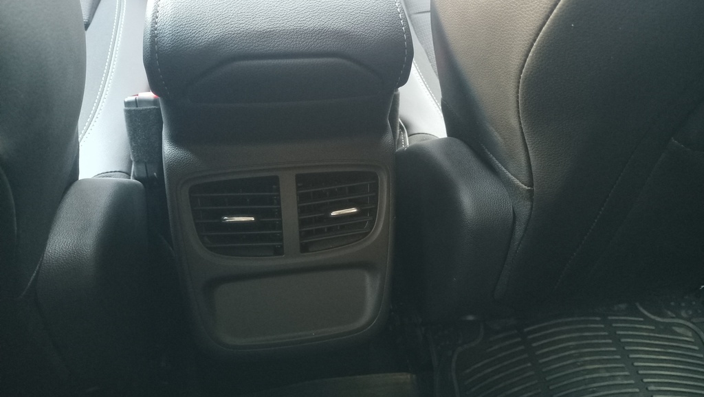 RR AC GRILL