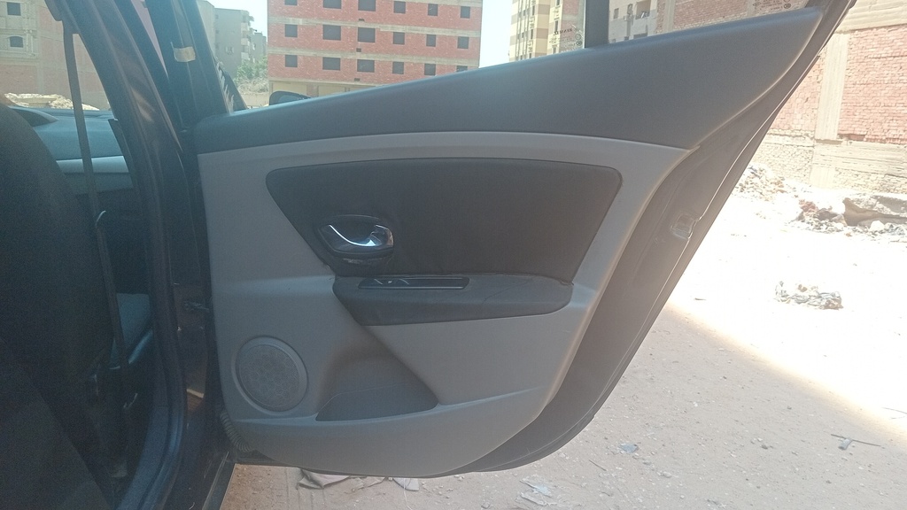 RR R DOOR