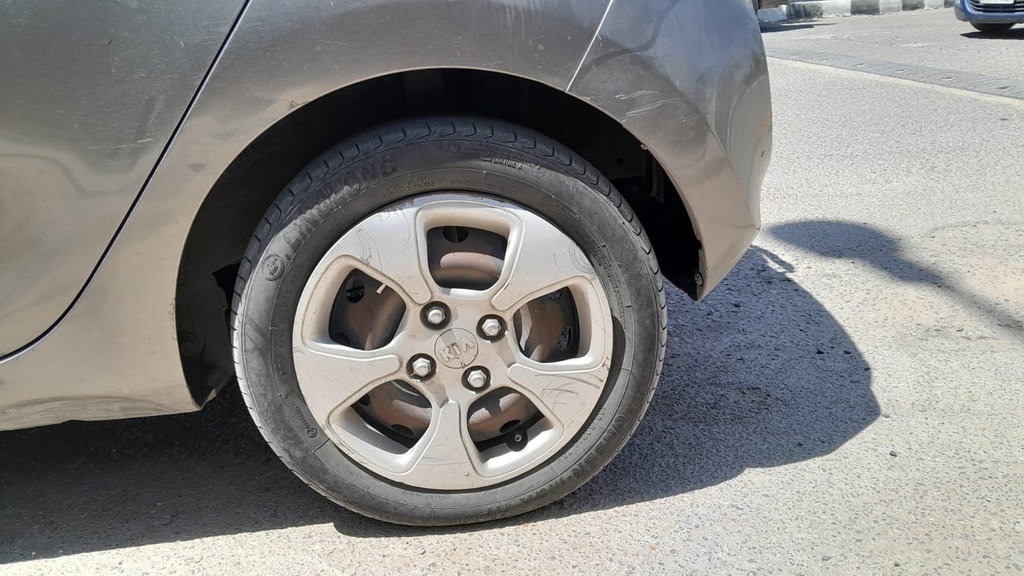 RR L TIRE