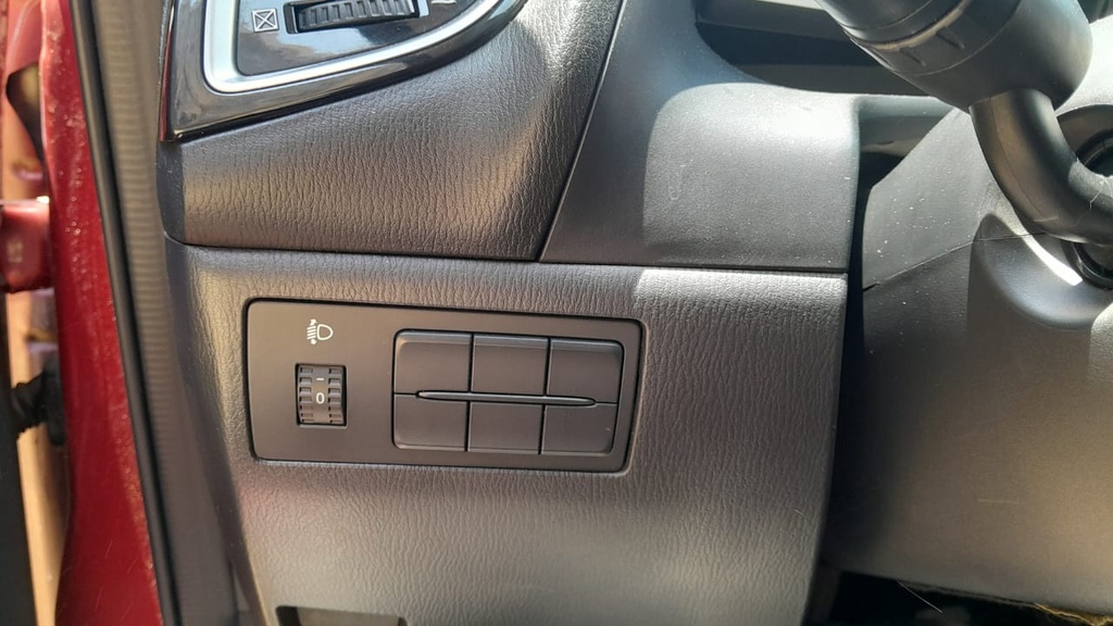 LIGHT SWITCHES