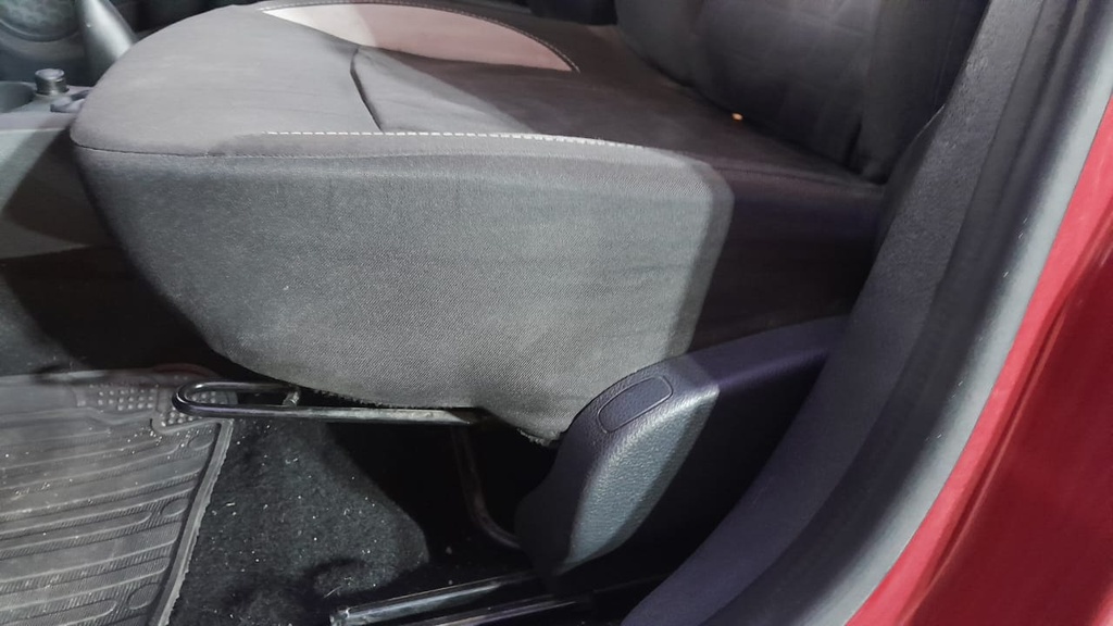 DRIVER SEAT SWITCHES