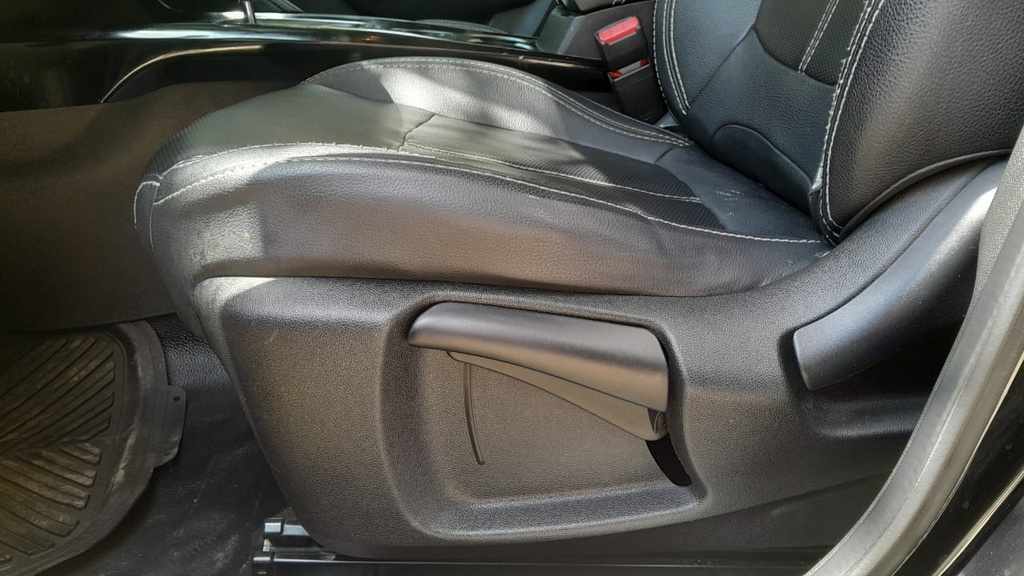 DRIVER SEAT SWITCHES