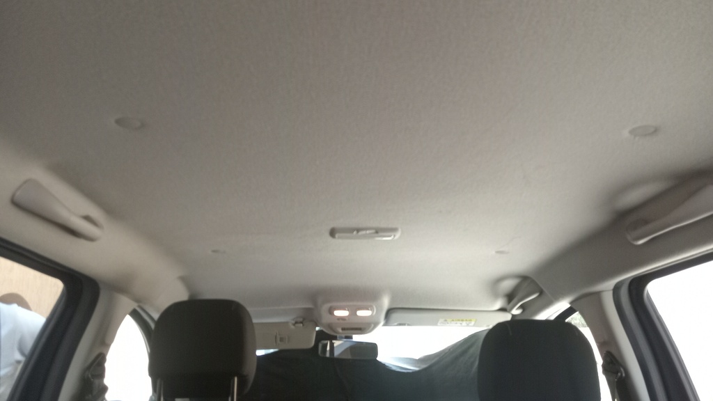 CAR ROOF MAT