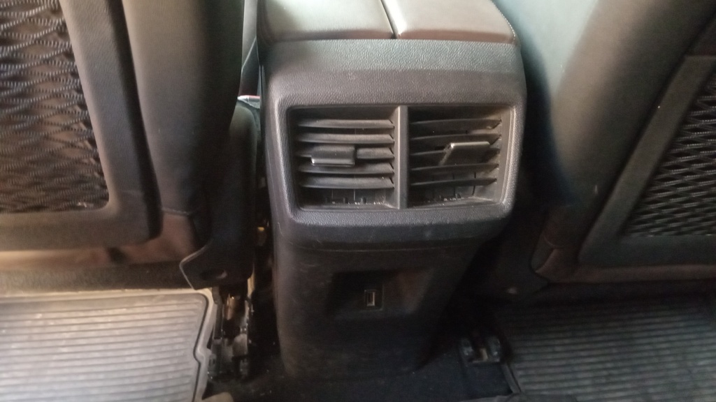 RR AC GRILL