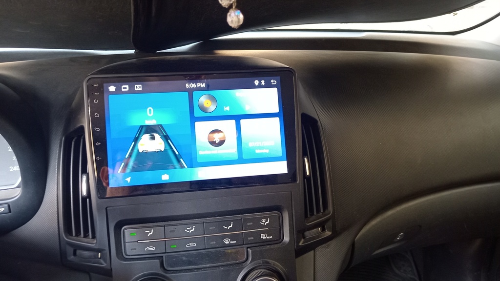 MULTIMEDIA SCREEN