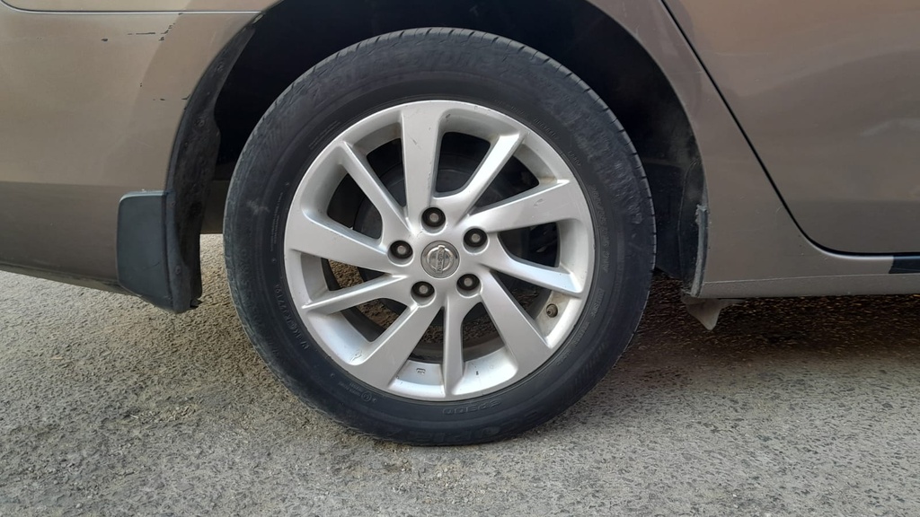 RR R TIRE