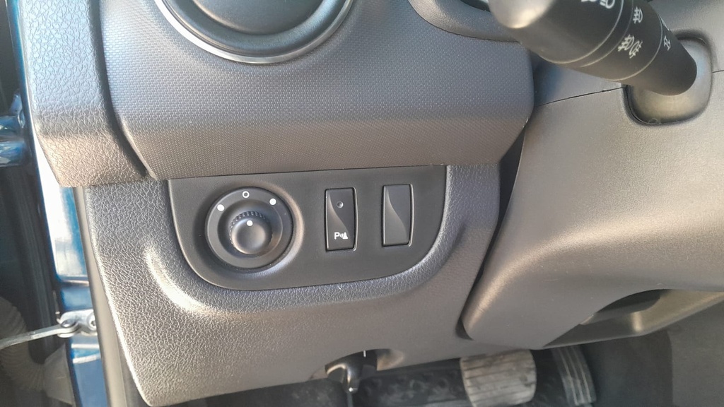 LIGHT SWITCHES
